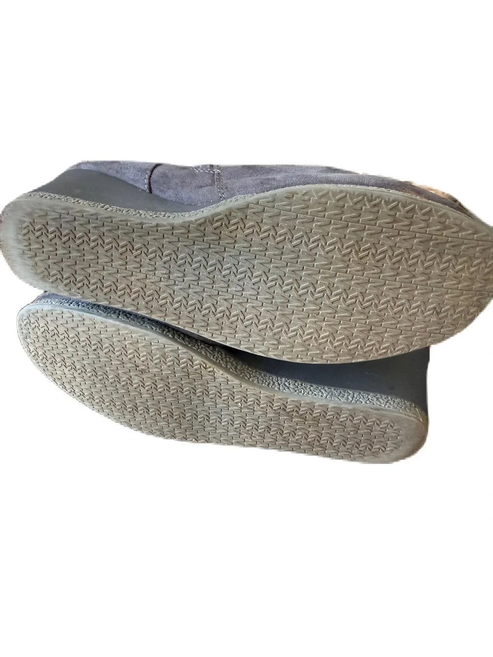 Michael Kors Girls Charcoal Gray Wedged Booties. Size 3